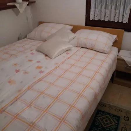 Ivan Apartment *