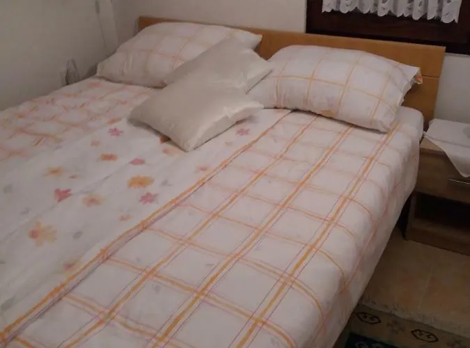 Ivan Apartment *